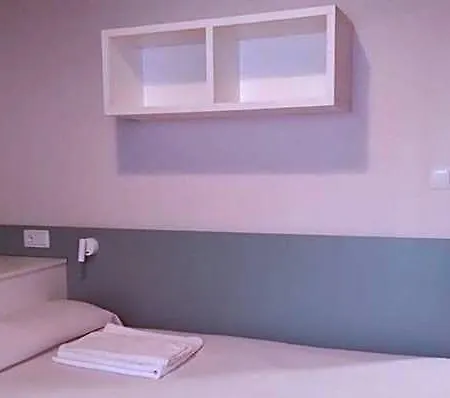 Residenza ホテル *